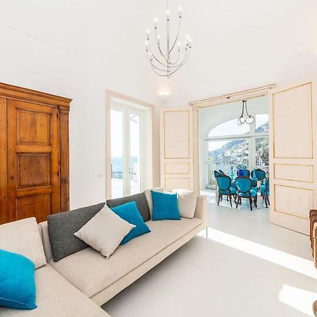 Amore Rentals - Palazzo Della Storia Амалфи Екстериор снимка