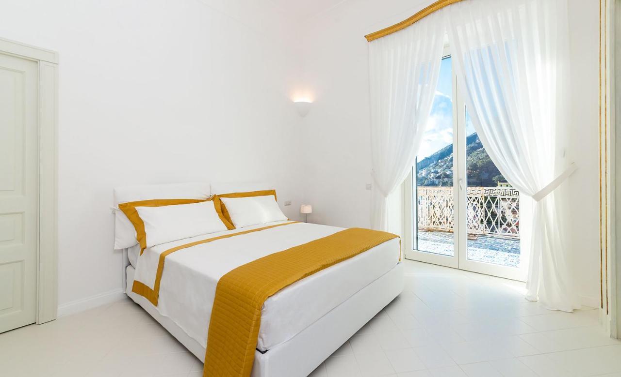 Amore Rentals - Palazzo Della Storia Амалфи Екстериор снимка
